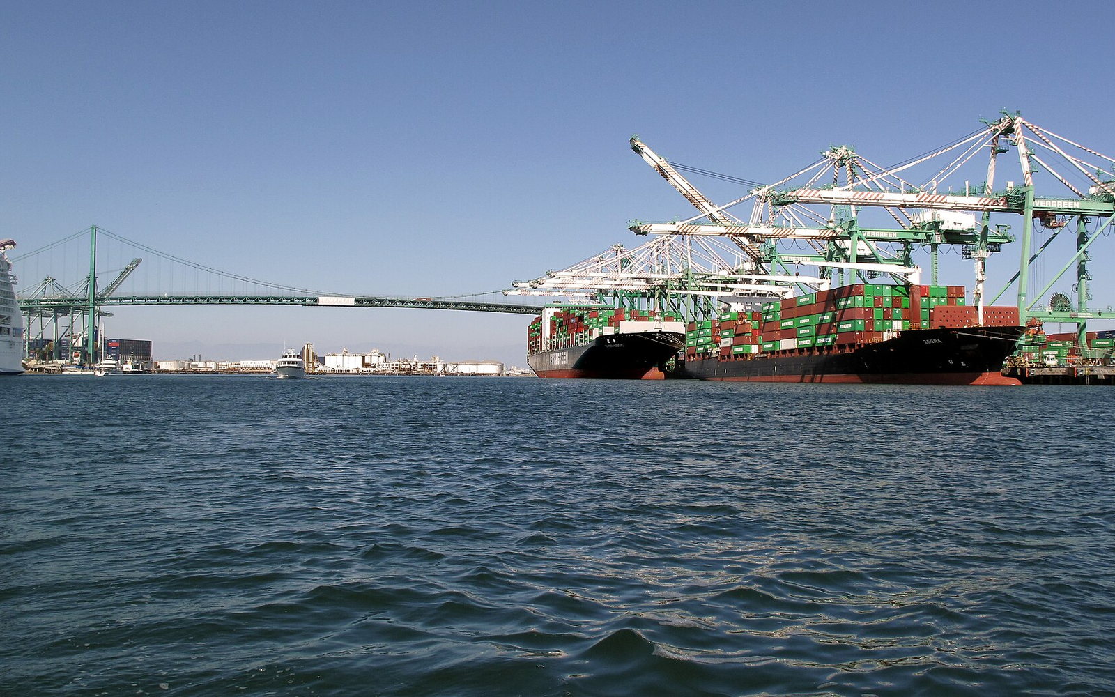 Export logistics from Hong Kong to international markets